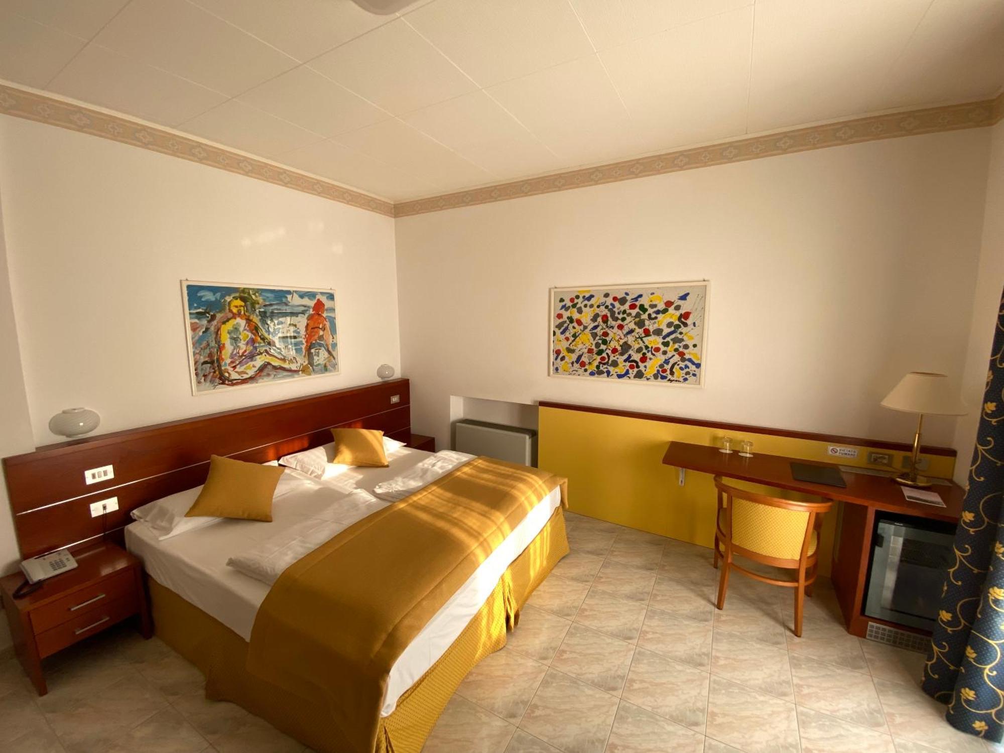 Hotel Villa Olivo Resort 3S Bardolino Exterior photo