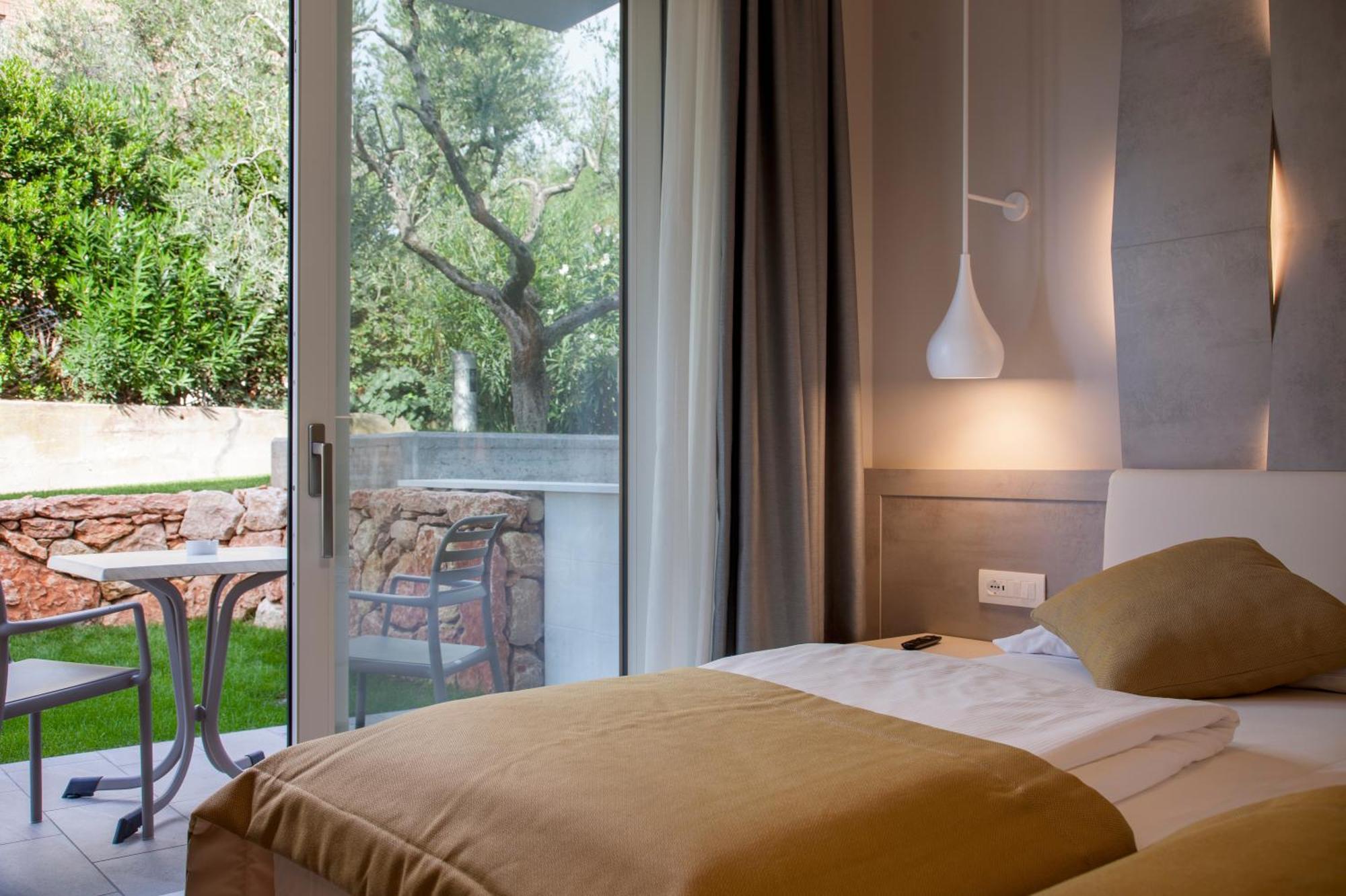 Hotel Villa Olivo Resort 3S Bardolino Room photo
